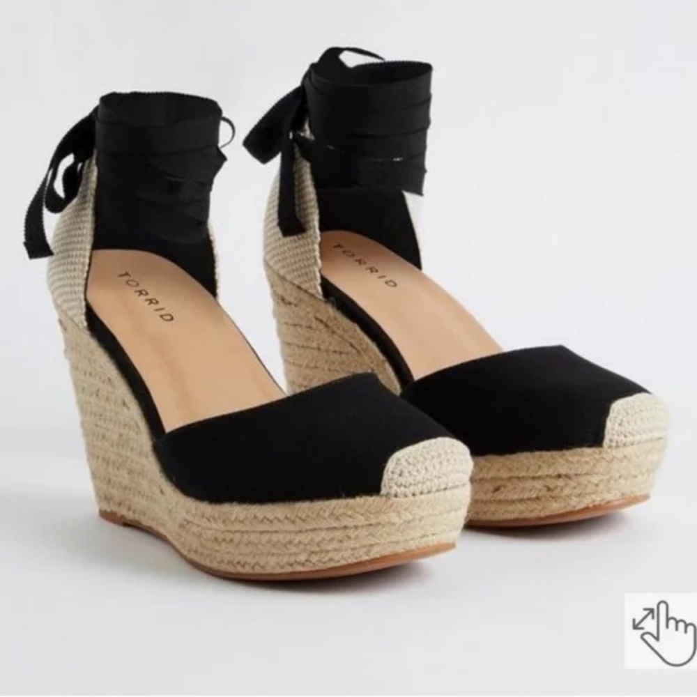 Torrid Espadrille Platform Wedge size 7.5